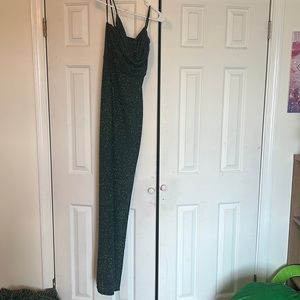 Brand new Windsor emerald green sparkly prom dress with high slit